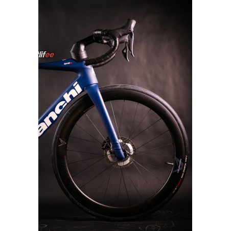 Bici da Strada Nuova Bianchi Oltre Comp Ultegra Di2 12v 2025