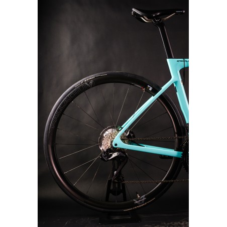 Bici da Strada Nuova Bianchi Specialissima Comp Ultegra Di2 2024