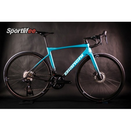 Bici da Strada Nuova Bianchi Specialissima PRO Ultegra Di2 VPAL 12SP 2025