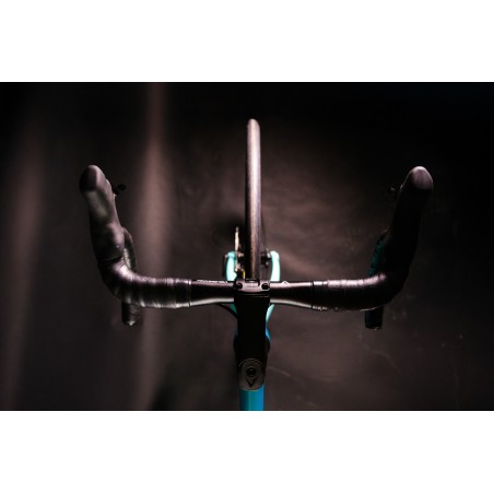 Bici da Strada Nuova Bianchi Oltre Race 105 Di2 12V 2025