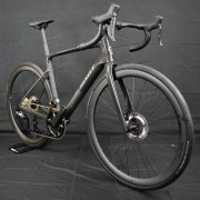 Nuova Bici da Strada Scott Addict RC 20 2025