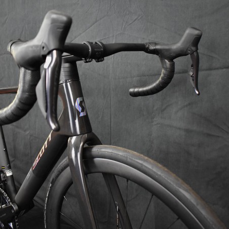 Nuova Bici da Strada Scott Addict RC 20 2025