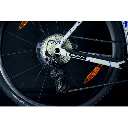 Nuova Gravel Scott Addict 30 2026 bianca