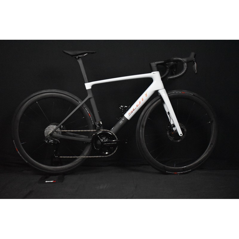 Nuova Bici da Strada Scott Addict RC Pro 2026