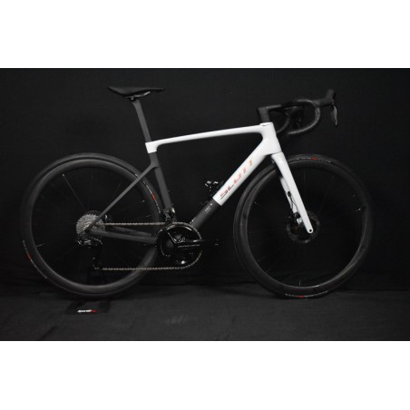 Nuova Bici da Strada Scott Addict RC Pro 2026