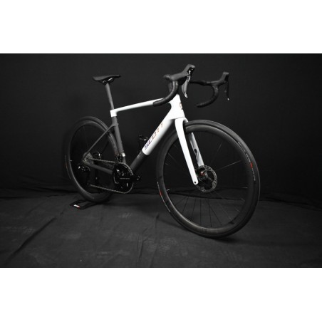 Nuova Bici da Strada Scott Addict RC Pro 2026